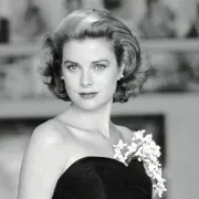 Grace Kelly - modna ikona bez premca: Kontroverzna glumica i kneginja čiji nas stil i danas inspirira