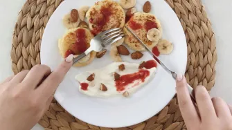 Kako pravilno držati vilicu i nož