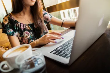 15 stvari zbog kojih se nijedna žena ne bi trebala ispričavati ljudima oko sebe