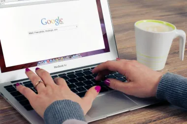 Kako promijeniti jezik na Googleu?
