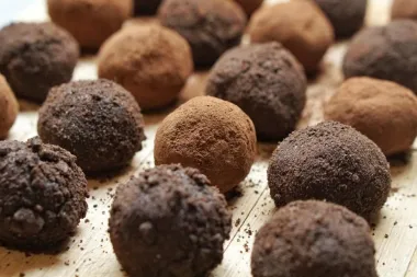 Ukusne i zdrave, ove sirove praline odličan su slatki međuobrok za energiju