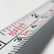 Znate li kako izmjeriti veličinu stopala za kupnju obuće preko interneta?