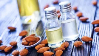 Luksuz iz prirode: Bademovo ulje hrani kožu, puno je vitamina i pomaže kod podočnjaka