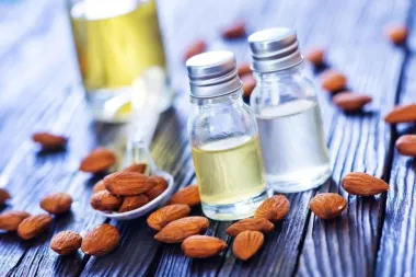 Luksuz iz prirode: Bademovo ulje hrani kožu, puno je vitamina i pomaže kod podočnjaka
