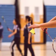 Koje su dimenzije pravog badminton terena?