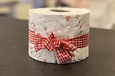 Kako zamotati okrugli poklon?