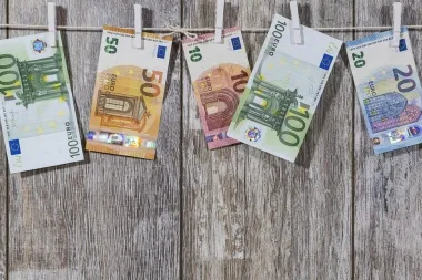 Kako zamotati novac u poklon?