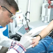 Saznale smo sve o karboksiterapiji, tretmanu protiv celulita, ali i strija