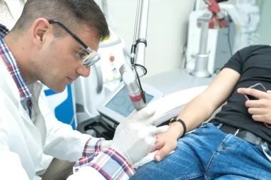 Saznale smo sve o karboksiterapiji, tretmanu protiv celulita, ali i strija