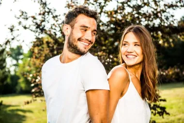 Pitaš se kako začiniti ljubavni život u dugoj vezi? Uz ove savjete iskre će frcati