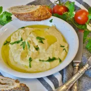 Jesi li ga ikad probala? Imamo recept za najbolji humus ikad