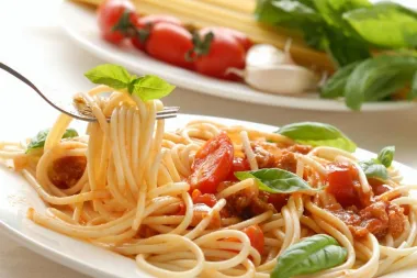 Ne znaš što kuhati? Imamo savršen ljetni recept za tjesteninu - brz i ukusan