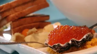 Znate li kako se jede kavijar?