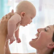 Istražile smo koja bi i muška i ženska imena za bebe mogla biti najpopularnija u ovoj godini