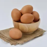Kako prepoznati stara jaja?