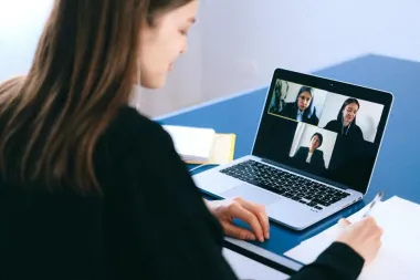 Kako koristiti Skype na laptopu?