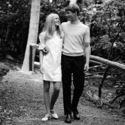 Ljubavni vremeplov: Dating savjeti za žene iz 1960-ih koji nas danas nasmijavaju