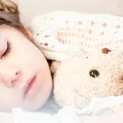 Saznale smo kada bi djeca, ovisno o dobi, trebala ići spavati i koliko im je sati sna potrebno