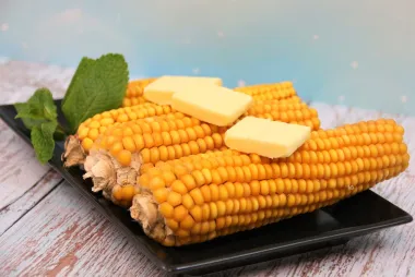 Koliko se kuha kukuruz i kako odabrati savršen klip za kuhanje?