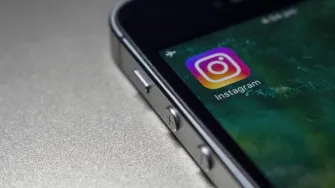 Doznajte kako povezati kontakte na Instagramu