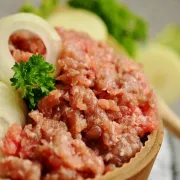 Doznajte koji je najbolji način za odmrzavanje mljevenog mesa