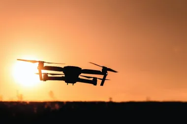 Kako upravljati dronom?
