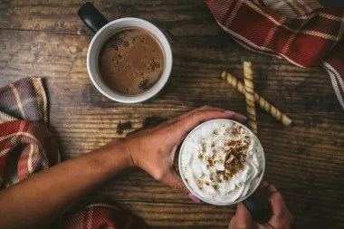 Imamo recepte za ukusne tople napitke uz koje će večeri biti još slađe