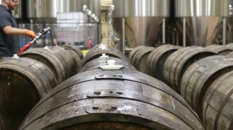 Čuvanje vina u inox bačvama