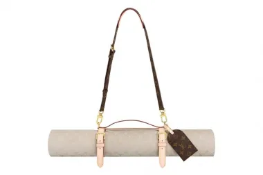 Louis Vuitton ima novi dodatak - luksuznu prostirku za jogu čija je cijena preko 12 000 kn