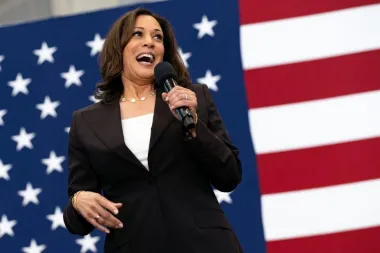 Amerika je dobila prvu potpredsjednicu u povijesti. Istražile smo tko je Kamala Harris