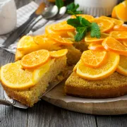 Jednostavan kolač od mandarina oduševit će bogatom aromom