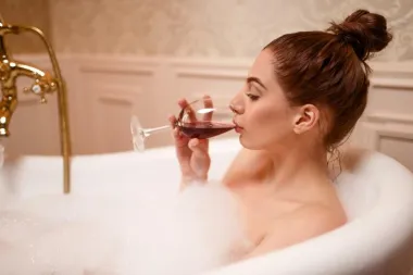Vijest koja nam je popravila dan: Crno vino čini nas mršavijima