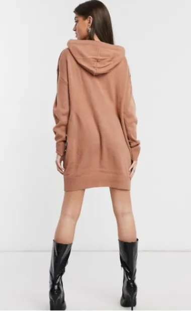 Postoji li išta udobnije od hoodie haljine? Ove bismo nosile cijelu zimu