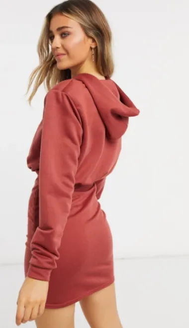 Postoji li išta udobnije od hoodie haljine? Ove bismo nosile cijelu zimu