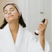 Ovo su jedini bitni proizvodi u njezi lica, tvrdi dermatologinja