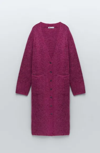Oversized kardigani nikad ne izlaze iz mode, a ove sezone ih obožavamo