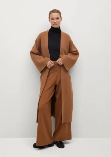 Oversized kardigani nikad ne izlaze iz mode, a ove sezone ih obožavamo