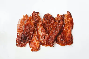 Znakovi da možda jedeš previše proteina