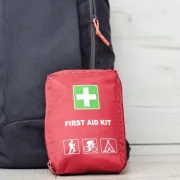 Umjesto fine torbice, ovih je dana puno važnije imati torbu za krizne situacije