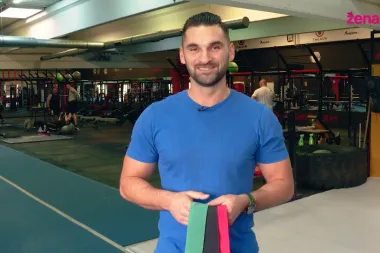 Vježbaj kod kuće s Ivanom: Kružni trening s gumenim trakama