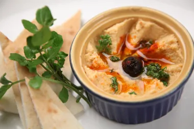 Što je i kako jesti humus?