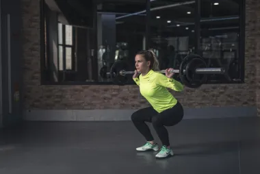 Ovaj trening od 15 minuta ojačat će tvoje tijelo od glave do pete