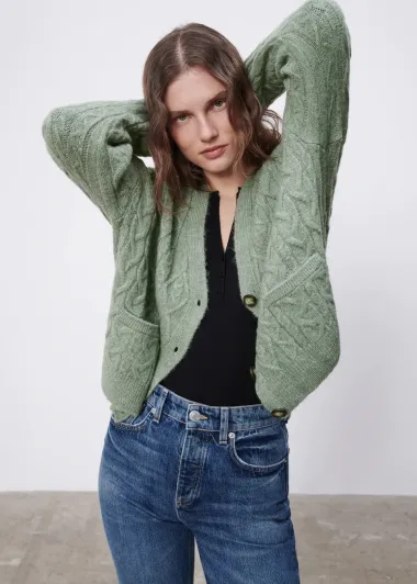 Nose se kratki modeli vesti u pastelnim bojama