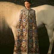 Modna priča inspirirana bajkama: Diorova kolekcija za pamćenje