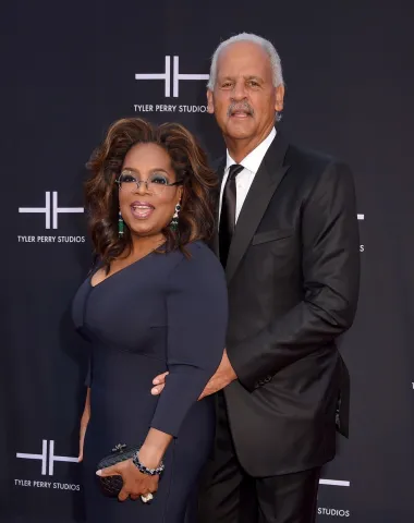 Oprah Winfrey:  Žena čiji je život promijenio Ameriku