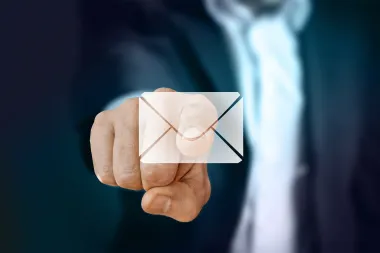 Kako završiti email?