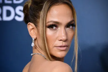 J. Lo spojila sportski i chic look kako samo ona zna