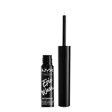Odvaži se i isprobaj ovaj 'it' beauty trend  - tuš za oči u boji
