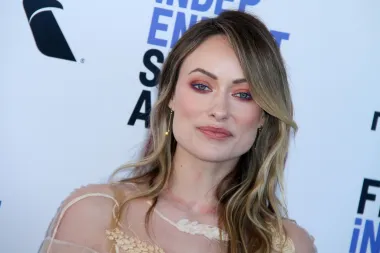 Olivia Wilde - od problema s aknama do porculanske puti. Koja je njezina tajna?