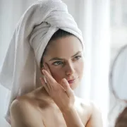 Dermatologinja otkrila proizvod broj 1 za mlađi izgled kože